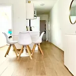 Casa Del Mar
